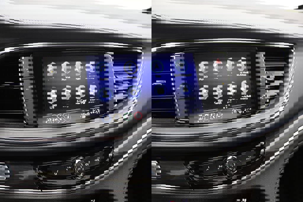 Used 2023 Buick Enclave Essence w/ Experience Buick Package image 22