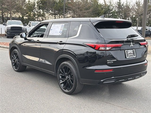 Used 2023 Mitsubishi Outlander SEL image 11