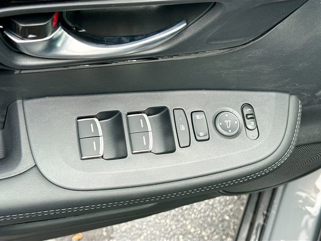 Used 2025 Acura ADX AWD image 19