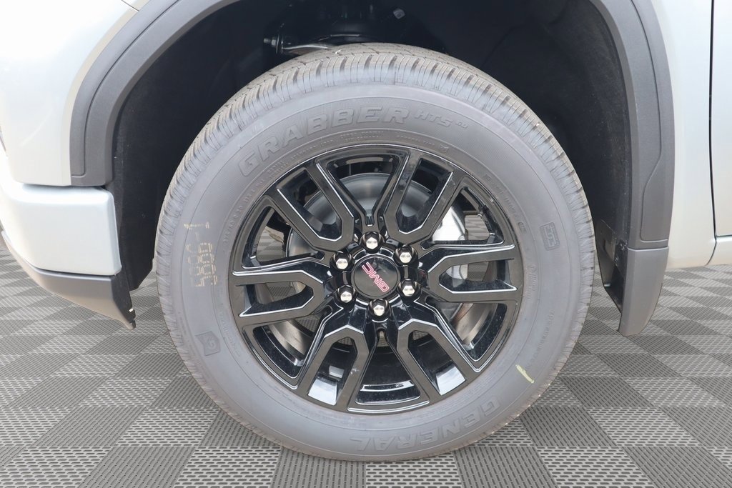 New 2026 GMC Sierra 1500 Elevation image 17