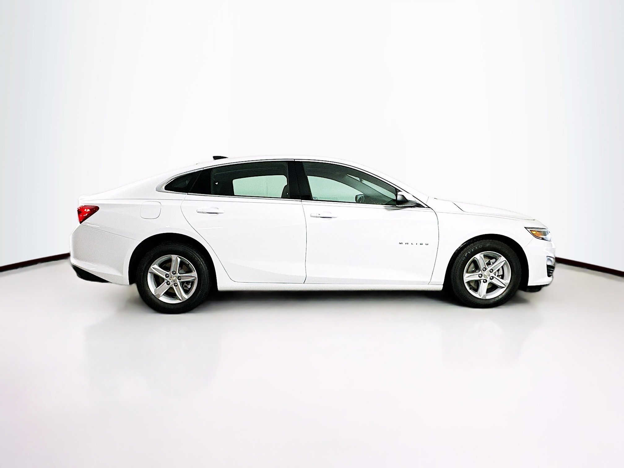 Used 2022 Chevrolet Malibu LS image 10