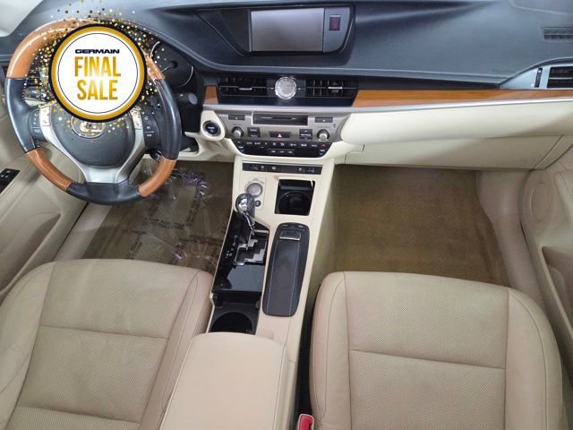 Used 2013 Lexus ES 300h image 27