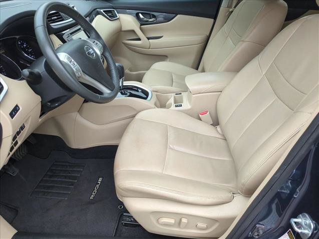 Used 2016 Nissan Rogue SL w/ SL Premium Package FWD image 16