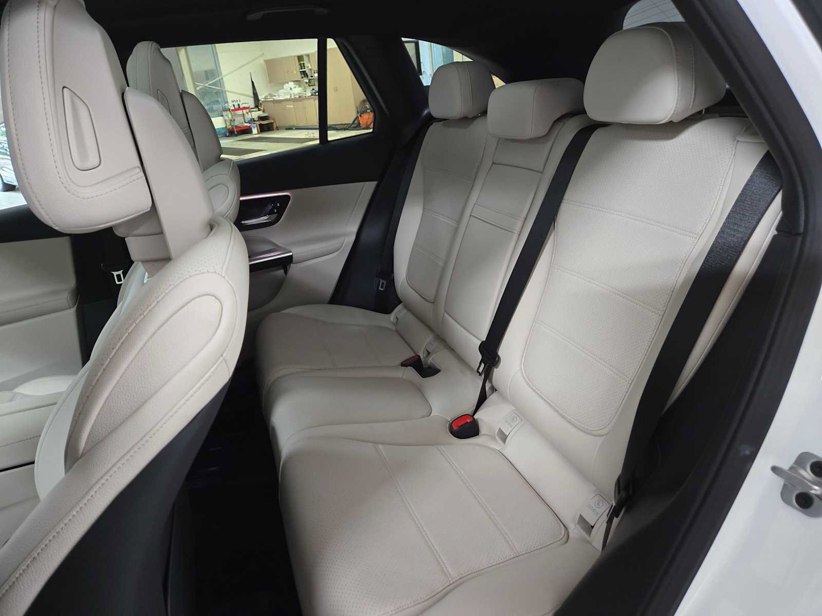 Certified 2026 Mercedes-Benz GLC 300 4MATIC image 17