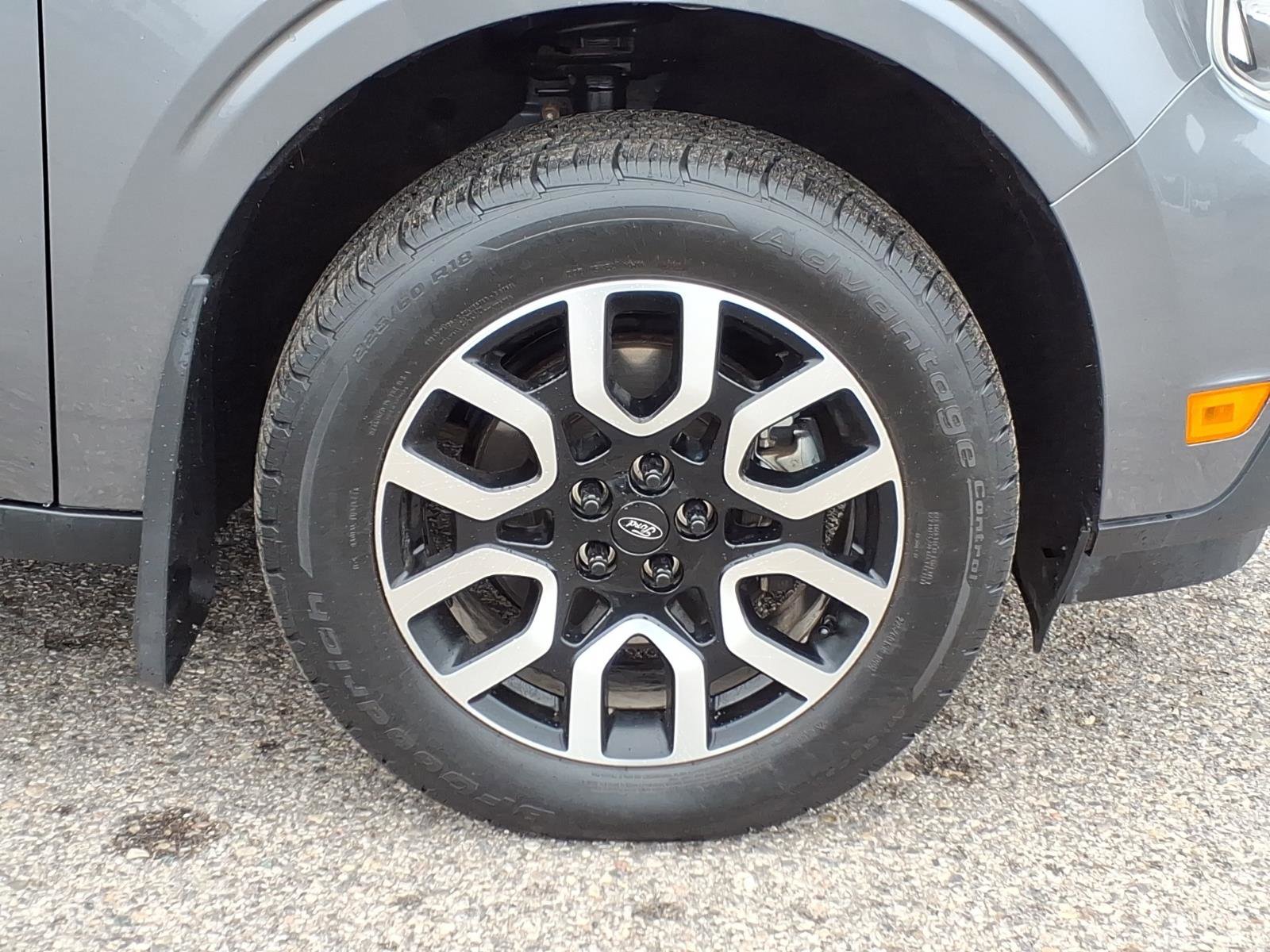 Used 2022 Ford Maverick Lariat w/ Lariat Luxury Package image 10