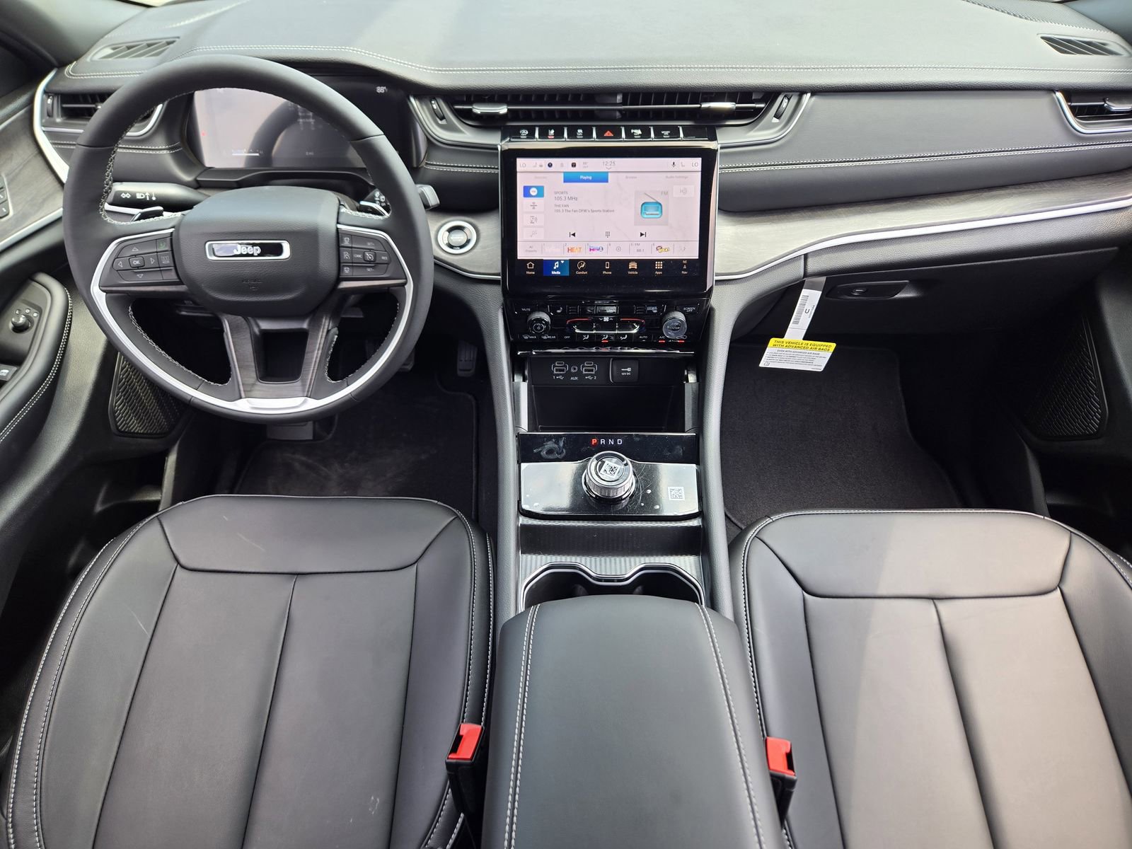 New 2025 Jeep Grand Cherokee Limited w/ Black Appearance Package image 22