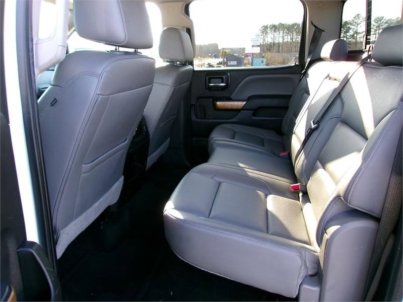 Used 2018 Chevrolet Silverado 1500 LTZ w/ Sport Package image 15