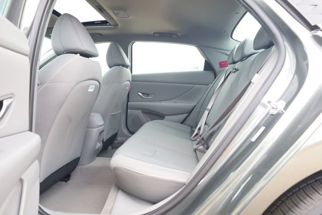 New 2026 Hyundai Elantra SEL Sport Premium FWD image 24
