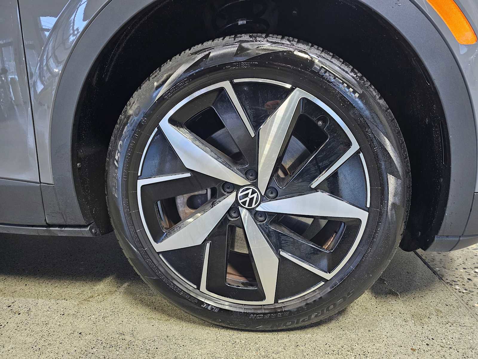 Used 2023 Volkswagen ID.4 Pro S image 9