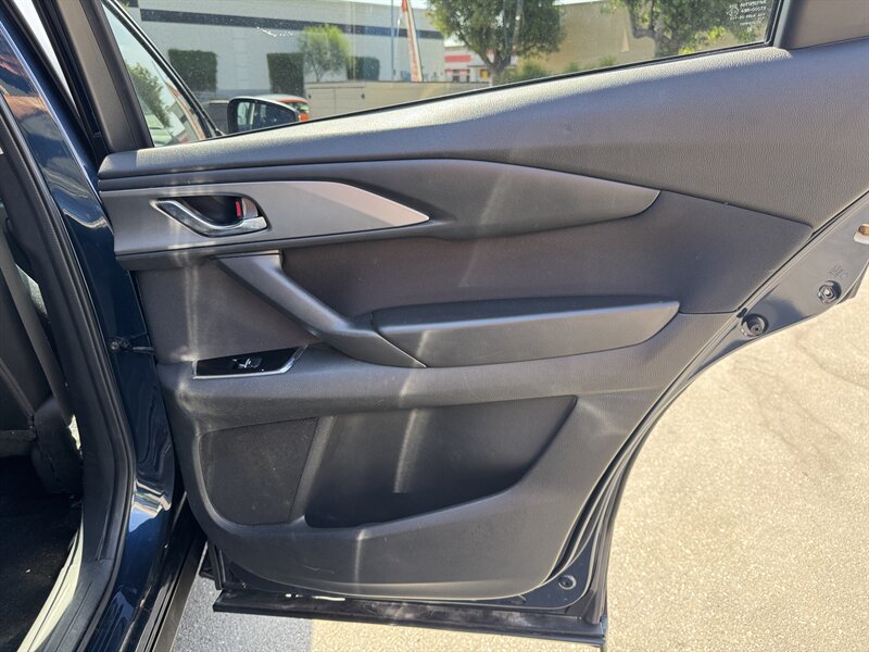 Used 2020 MAZDA CX-9 Sport FWD image 37