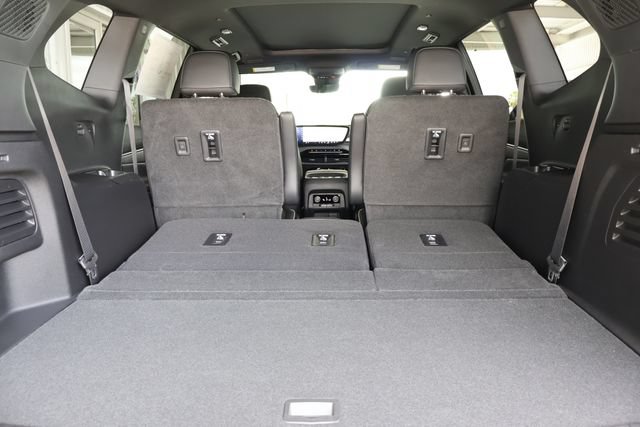New 2026 Buick Enclave Preferred AWD/4WD image 19