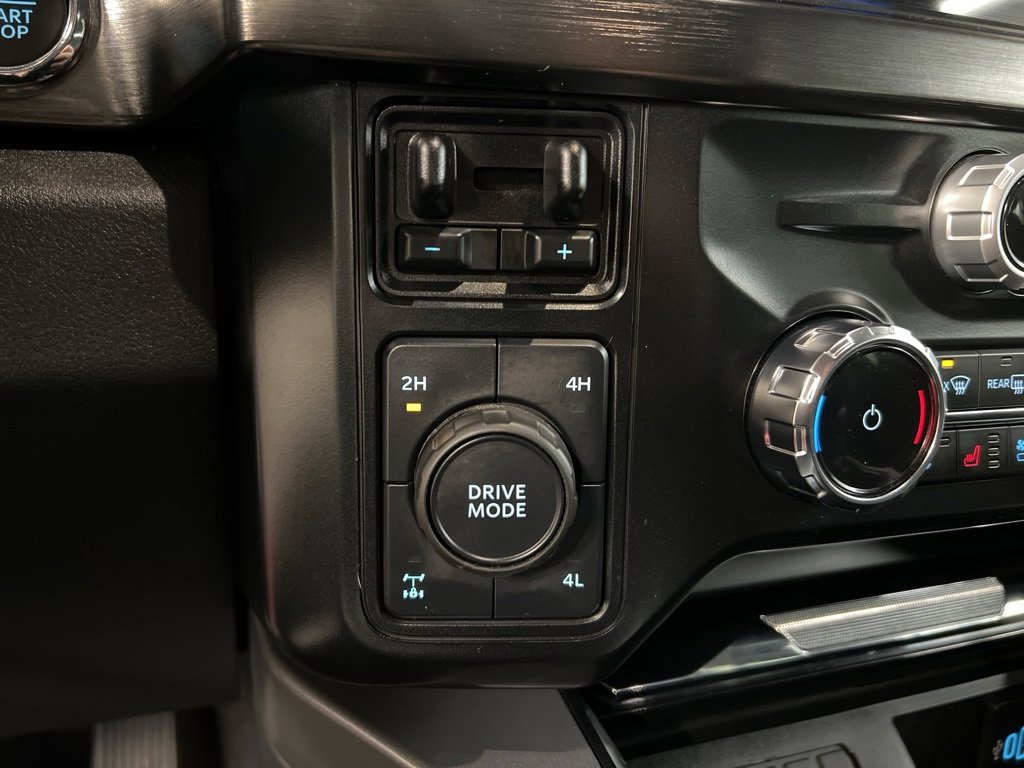 Used 2024 Ford F250 Lariat w/ Black Appearance Package image 16