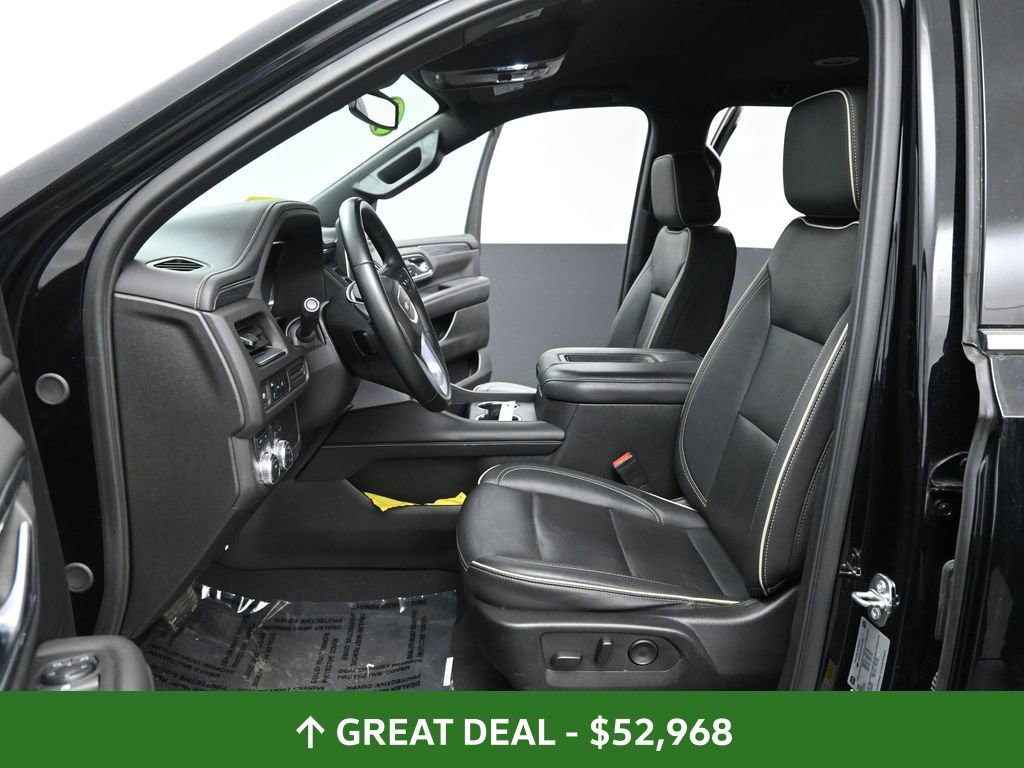 Used 2024 GMC Yukon XL SLT AWD/4WD image 32