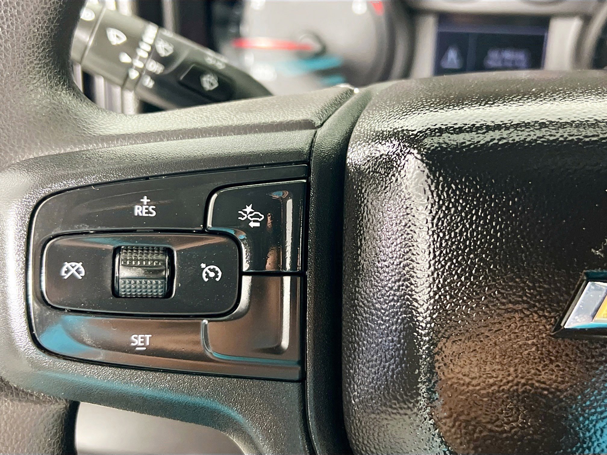 Used 2025 Chevrolet Silverado 2500 W/T w/ WT Convenience Package AWD/4WD image 15