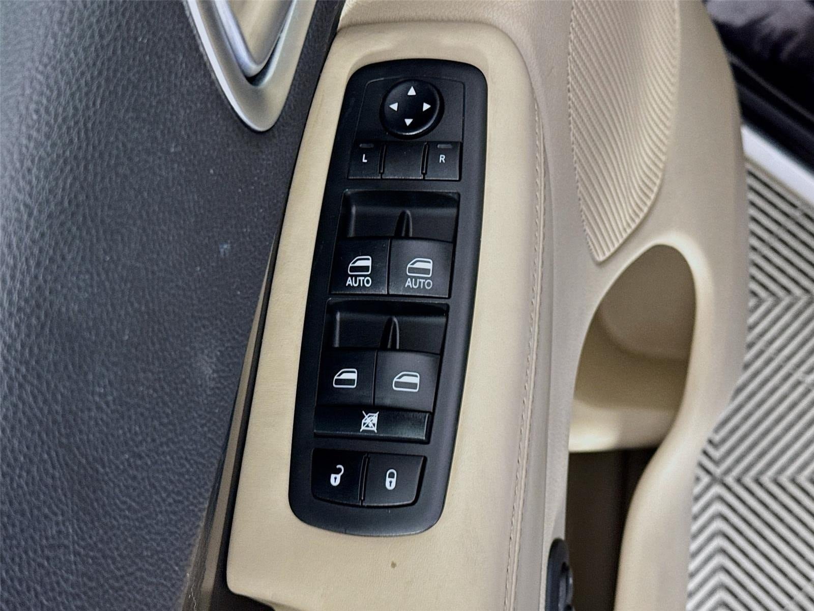Used 2019 Dodge Durango Citadel w/ Technology Group AWD/4WD image 21