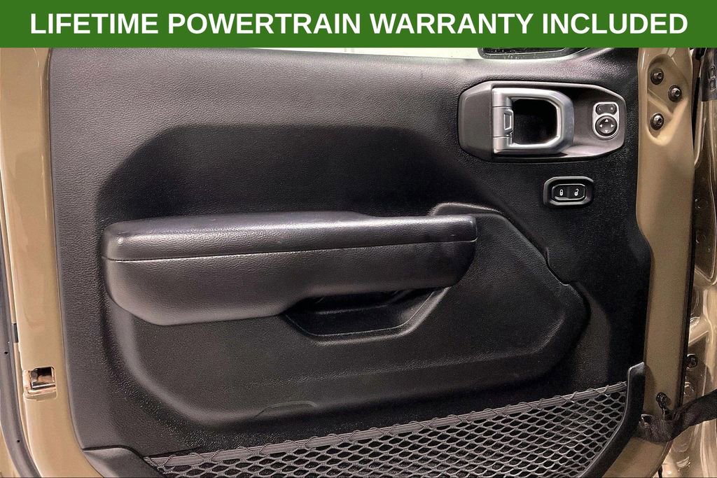 Used 2020 Jeep Gladiator Mojave w/ Trailer Tow Package AWD/4WD image 17