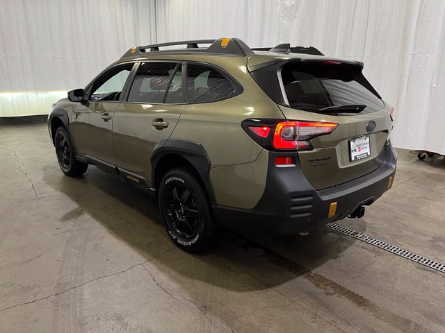 Used 2025 Subaru Outback Wilderness AWD/4WD image 7
