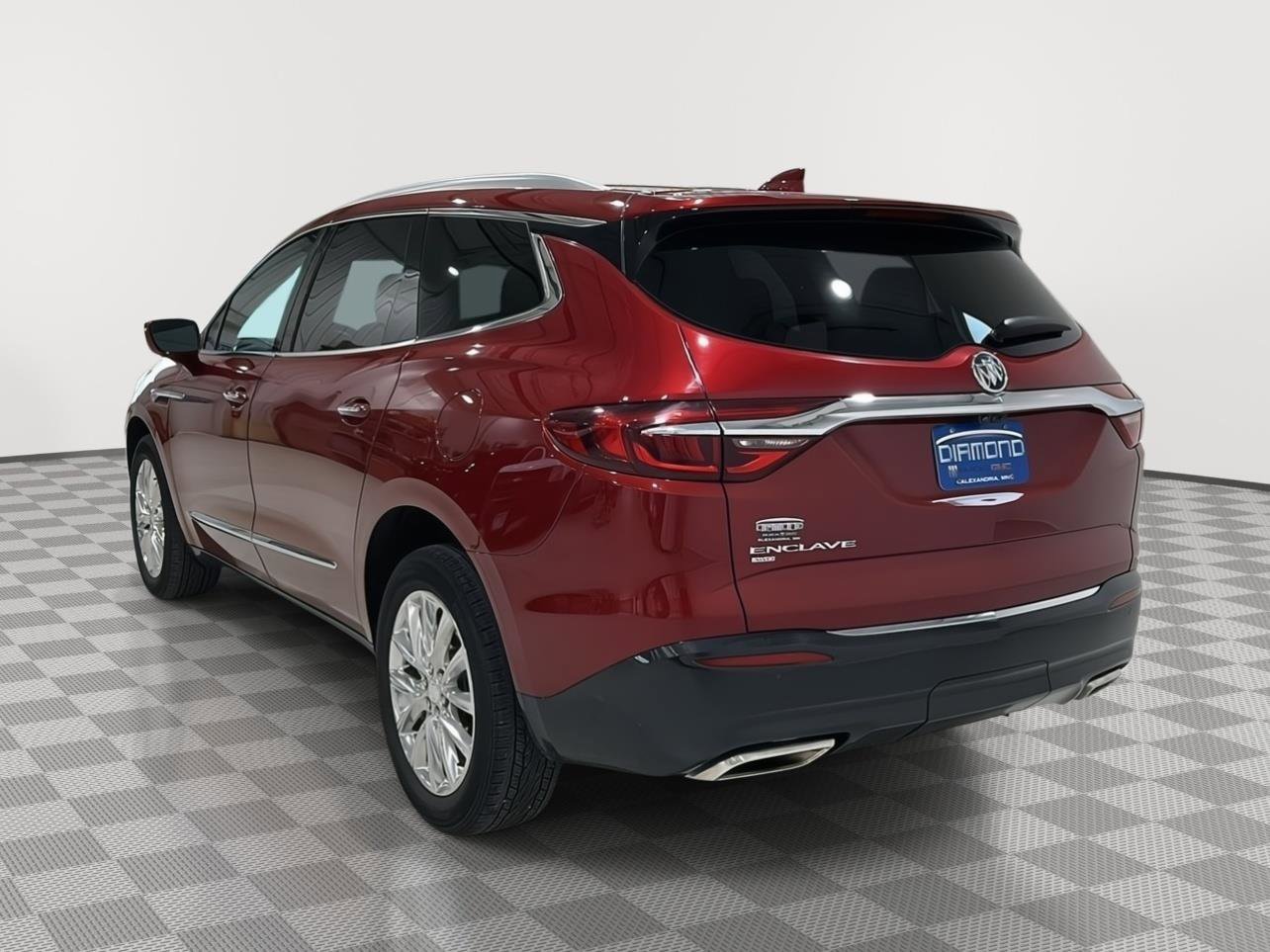 Used 2020 Buick Enclave Essence w/ Sound and Sites Package AWD/4WD image 4