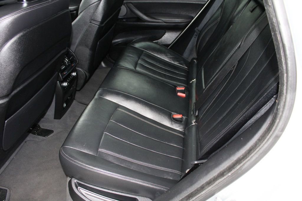 Used 2018 BMW X6 sDrive35i image 16