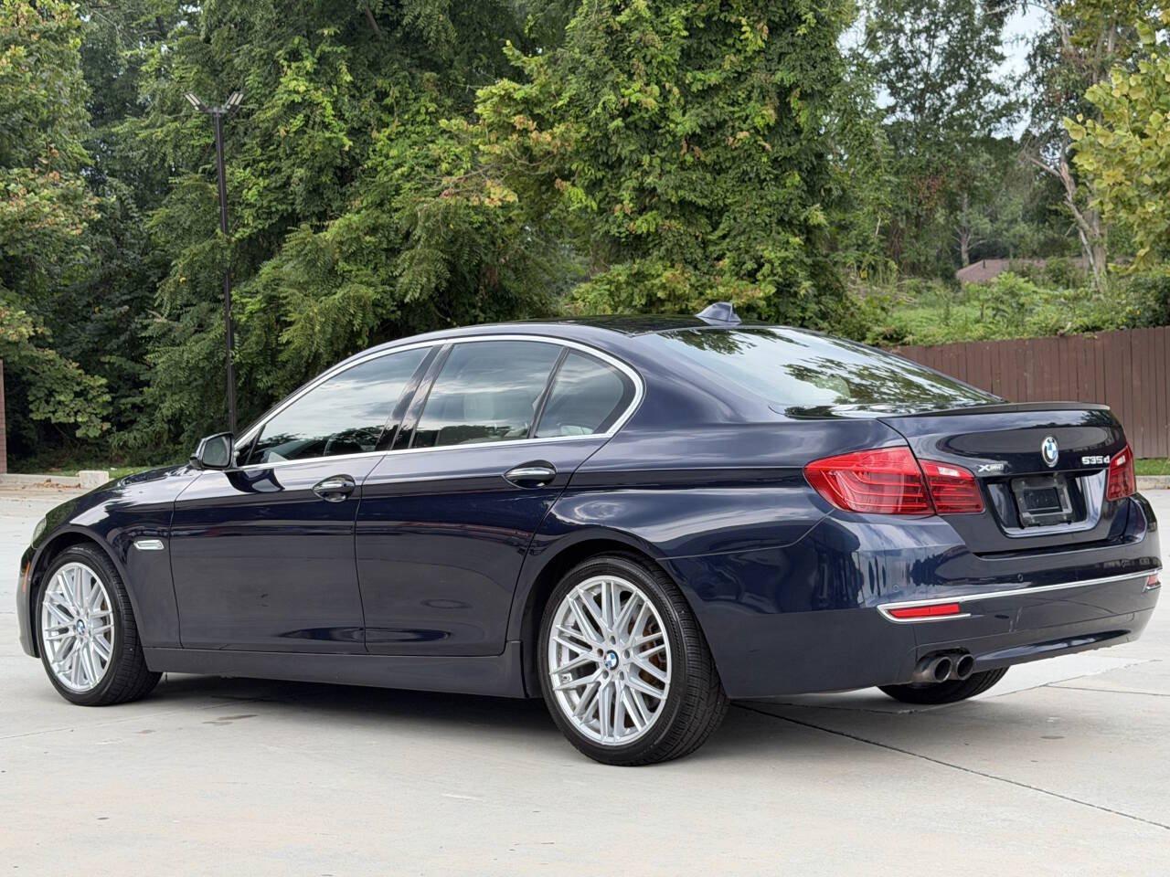 Used 2014 BMW 535d xDrive AWD/4WD image 23