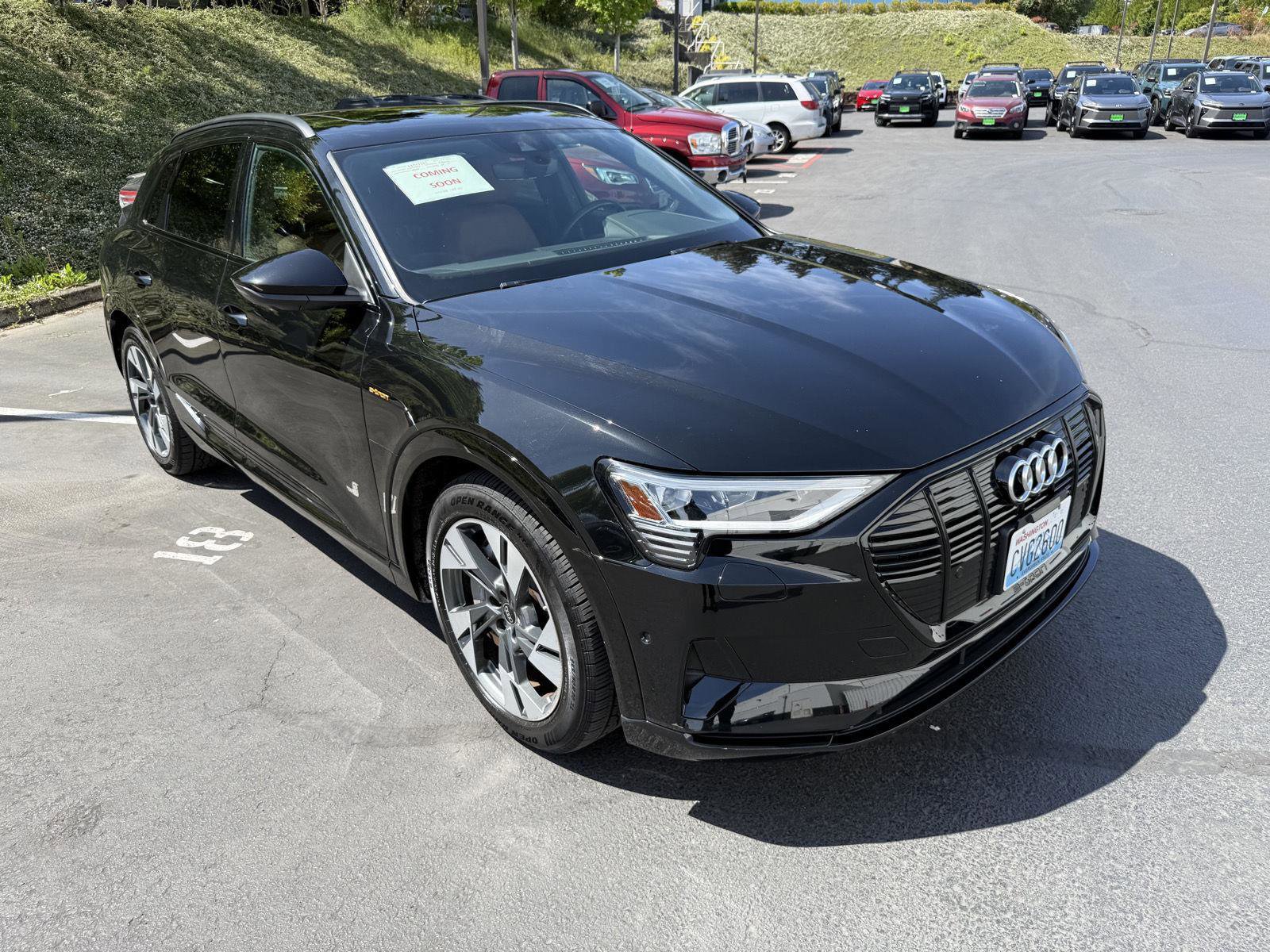 Used 2022 Audi e-tron Premium AWD/4WD image 7