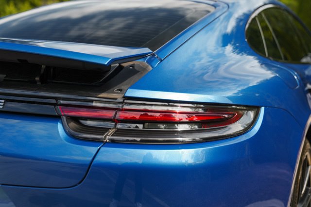 Used 2018 Porsche Panamera 4S AWD/4WD image 9