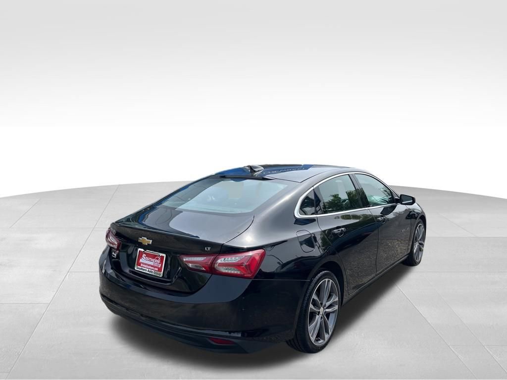 Used 2022 Chevrolet Malibu LT image 4