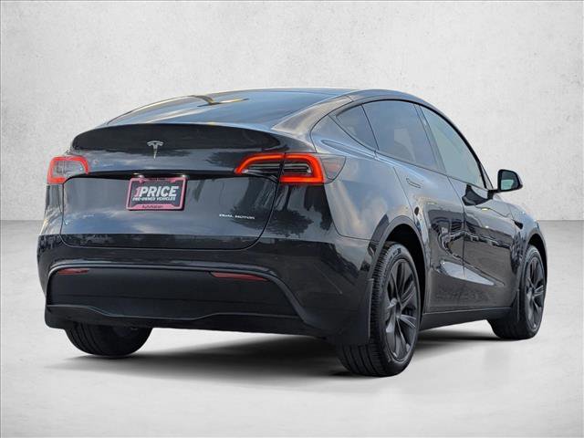 Used 2025 Tesla Model Y Long Range image 5