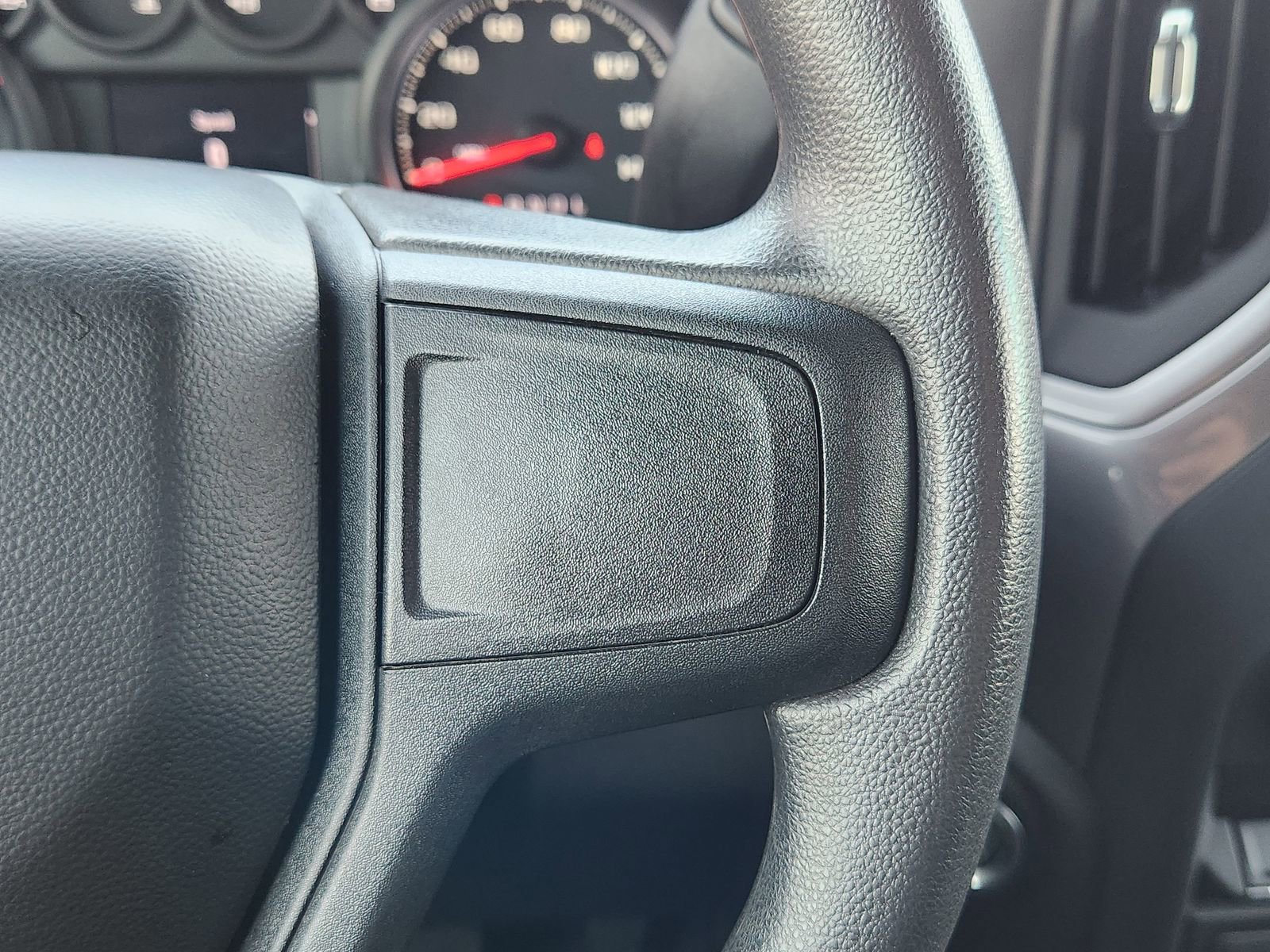 Used 2022 Chevrolet Silverado 1500 Custom image 33