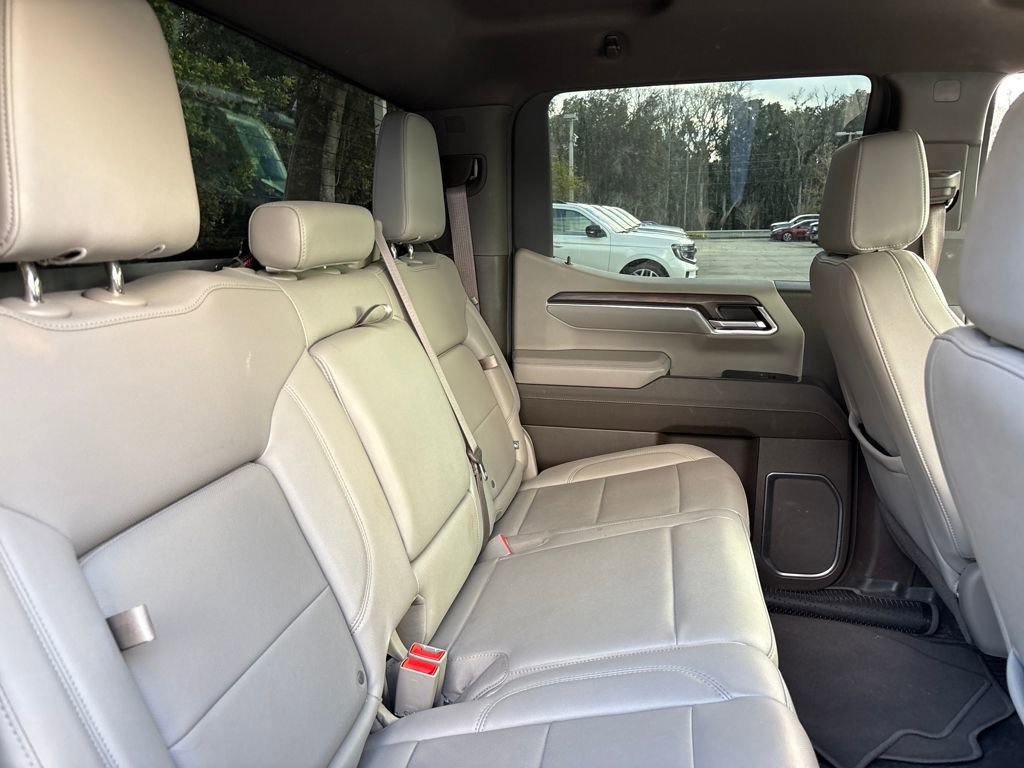 Used 2024 GMC Sierra 1500 SLT image 30