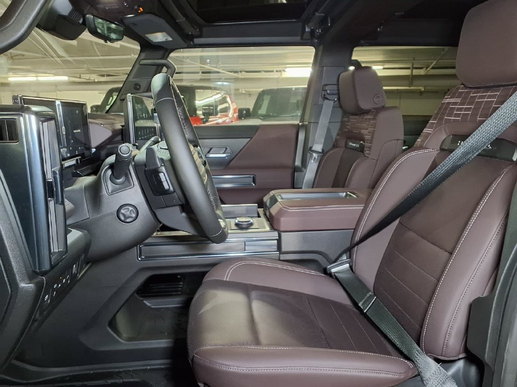 New 2026 GMC Hummer EV SUV AWD/4WD image 15