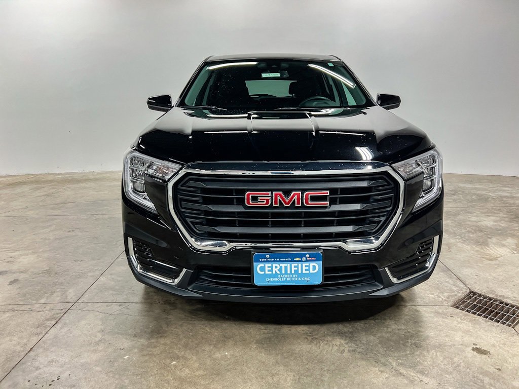 Certified 2022 GMC Terrain SLE image 3