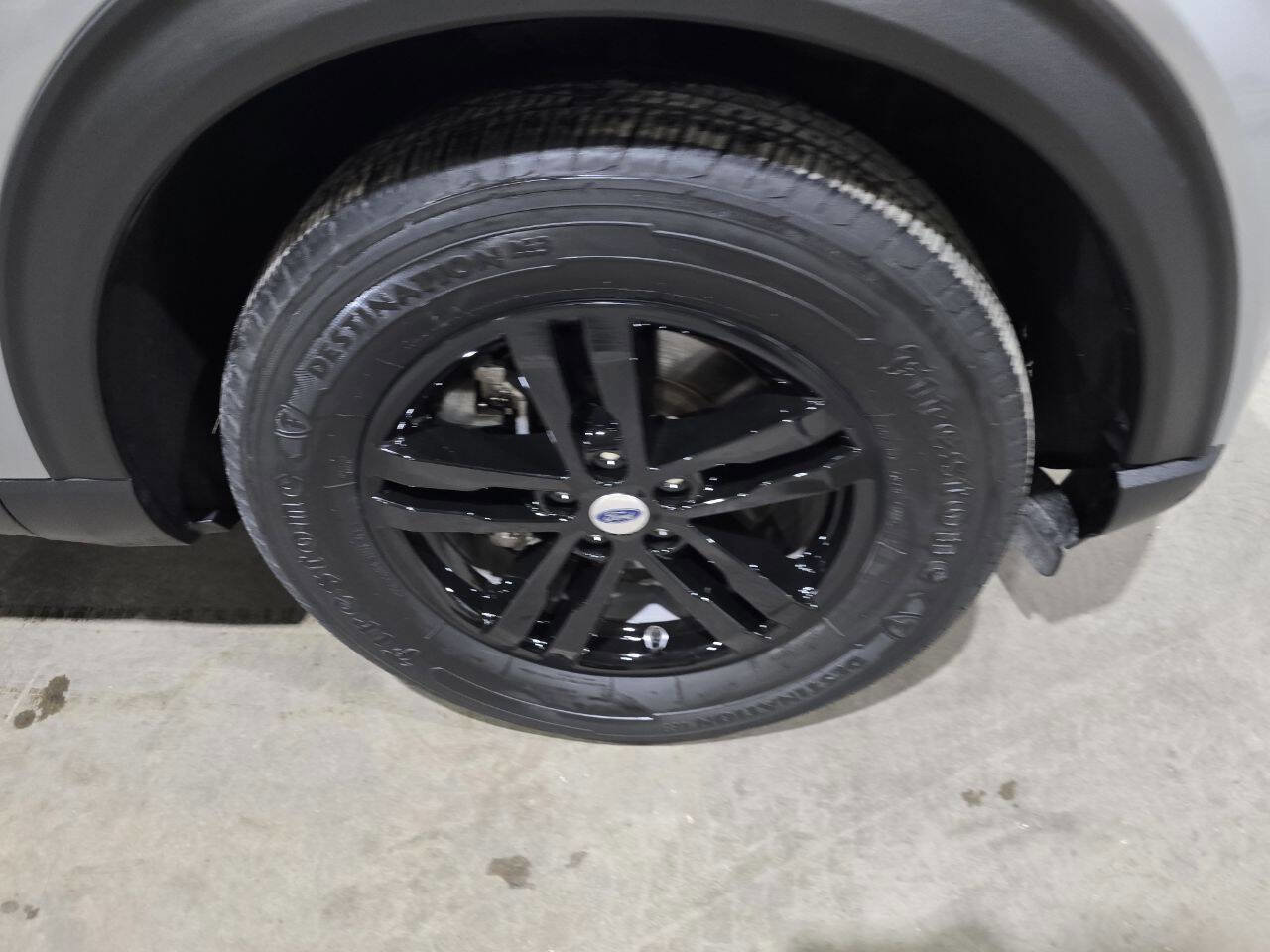 Used 2020 Ford Explorer XLT w/ Comfort Package image 22