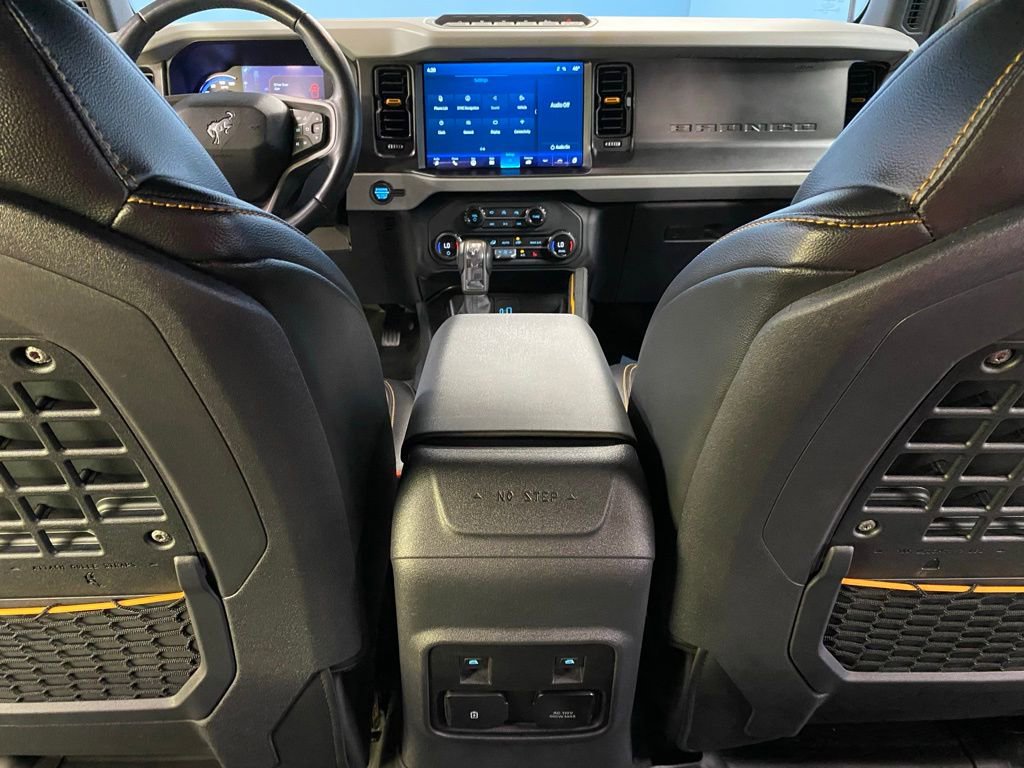 Used 2023 Ford Bronco Badlands image 36