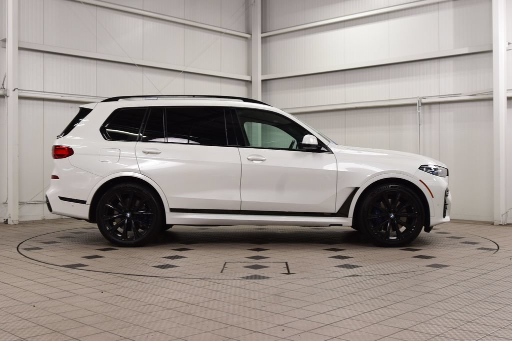 Used 2020 BMW X7 M50i w/ Dynamic Handling Package AWD/4WD image 9