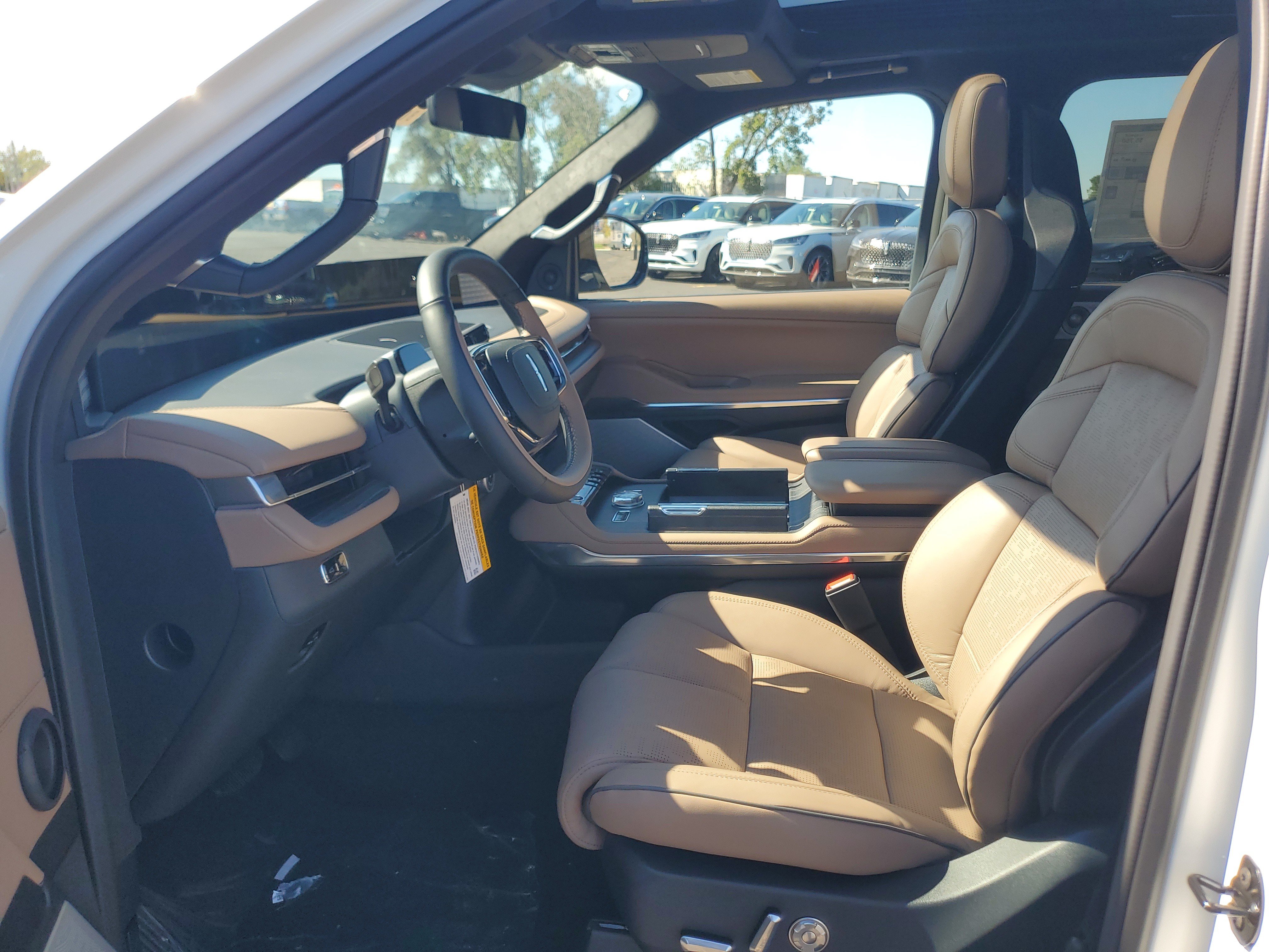 New 2027 Lincoln Navigator Black Label AWD/4WD image 12