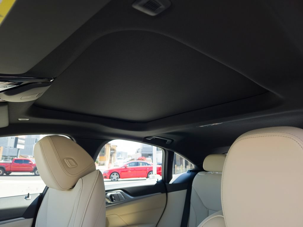 New 2026 BMW i4 eDrive40 w/ Parking Assistance Package RWD image 13