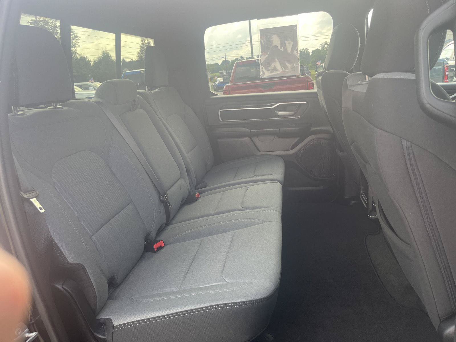 Used 2023 RAM 1500 Big Horn AWD/4WD image 35