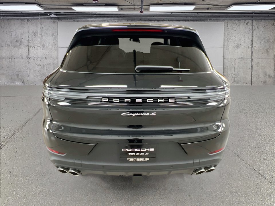 New 2026 Porsche Cayenne S AWD/4WD image 10