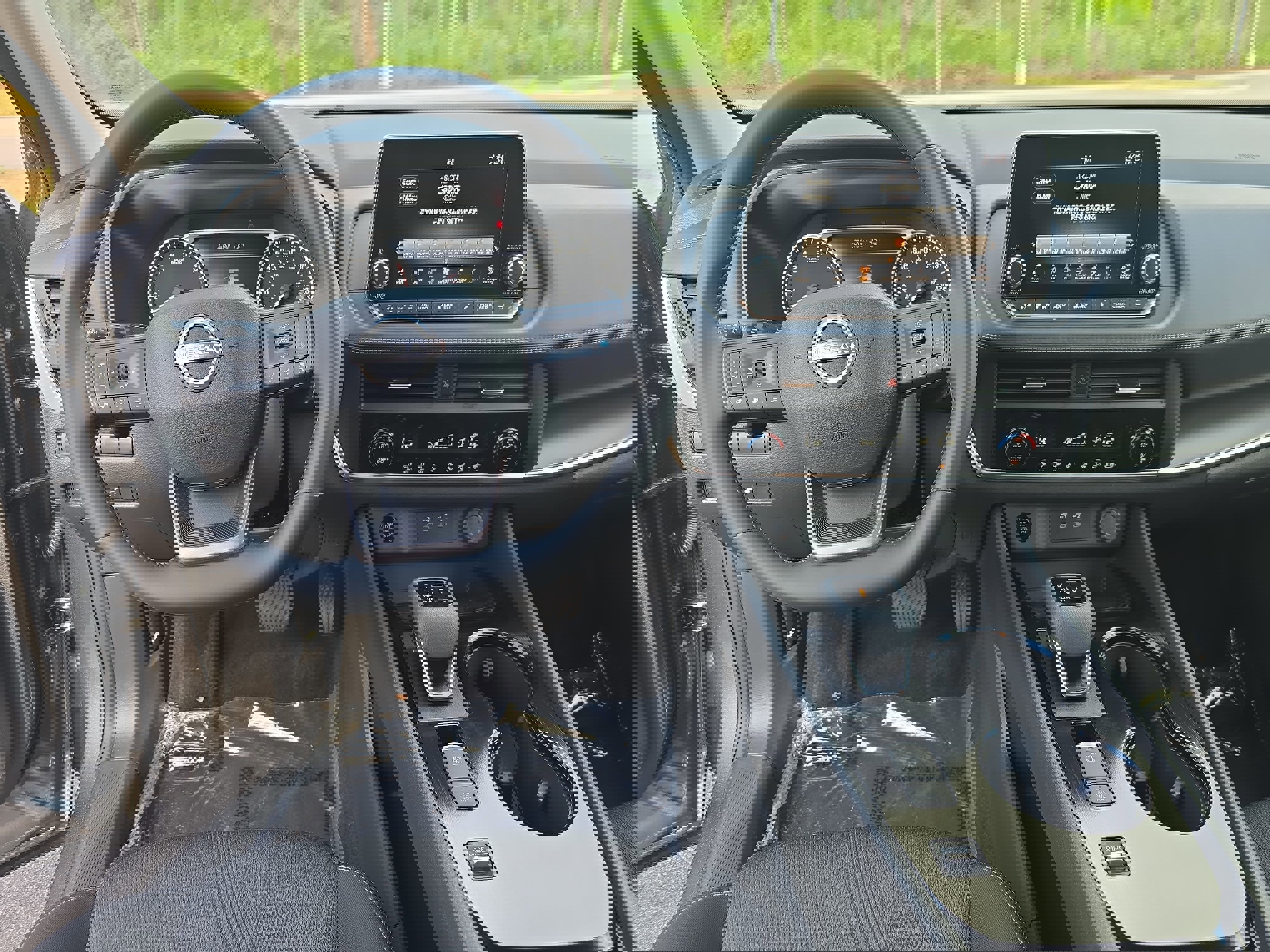 Used 2025 Nissan Rogue SV image 18