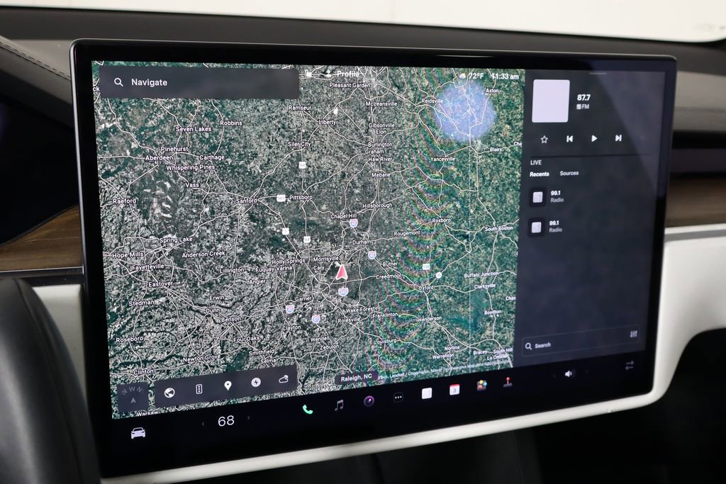 Used 2023 Tesla Model X image 35