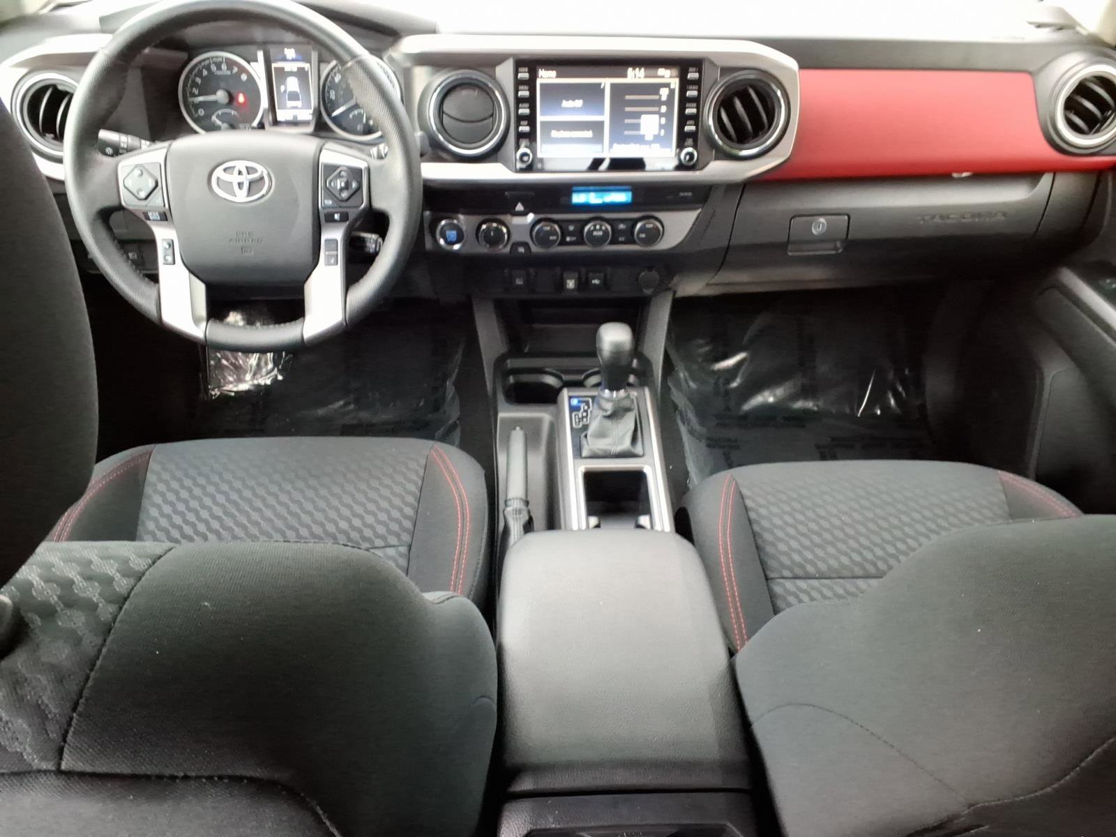 Certified 2023 Toyota Tacoma SR5 AWD/4WD image 9