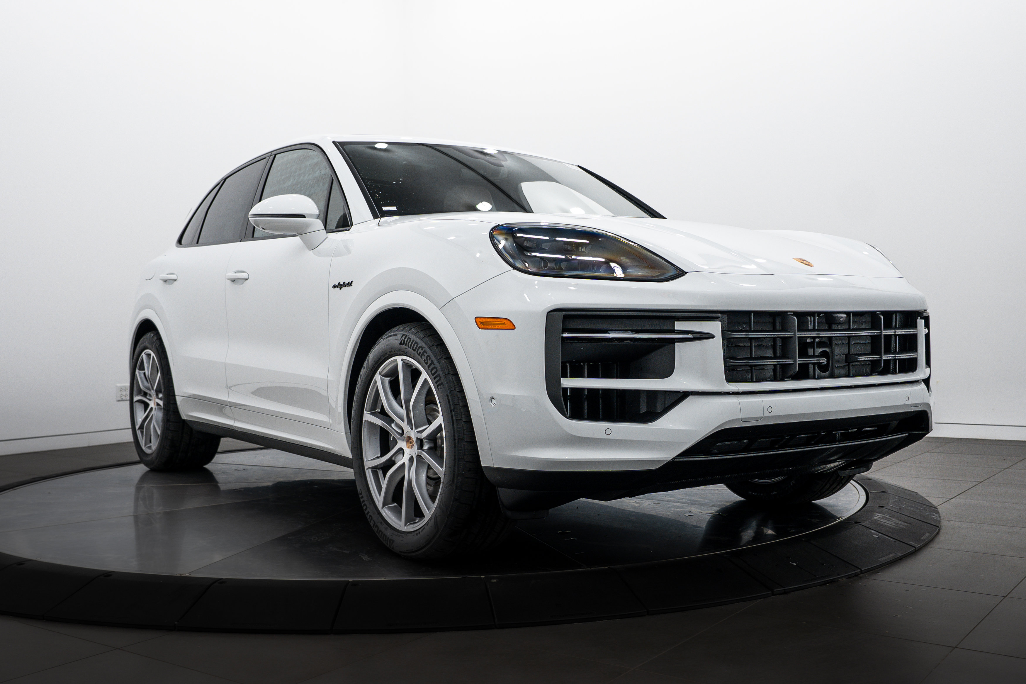 New 2026 Porsche Cayenne E-Hybrid image 9