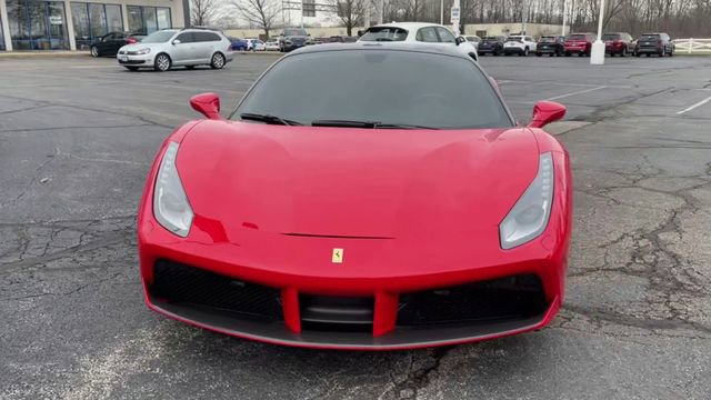 Used 2018 Ferrari 488 GTB RWD image 3