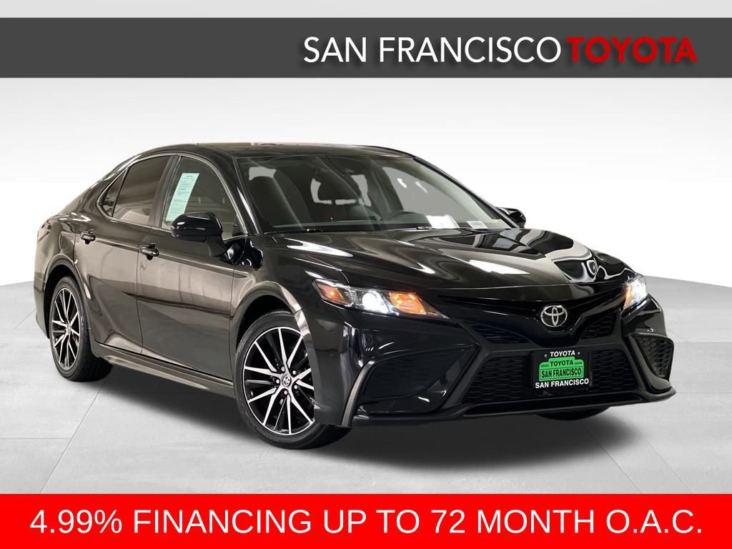 Certified 2021 Toyota Camry SE image 7