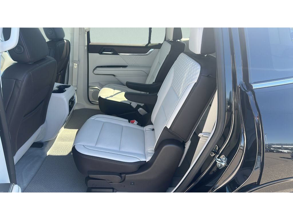 New 2026 GMC Acadia Denali w/ Super Cruise Package AWD/4WD image 19