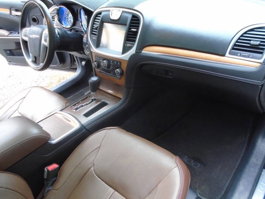 Used 2013 Chrysler 300 C w/ Harman Kardon Audio Group image 27