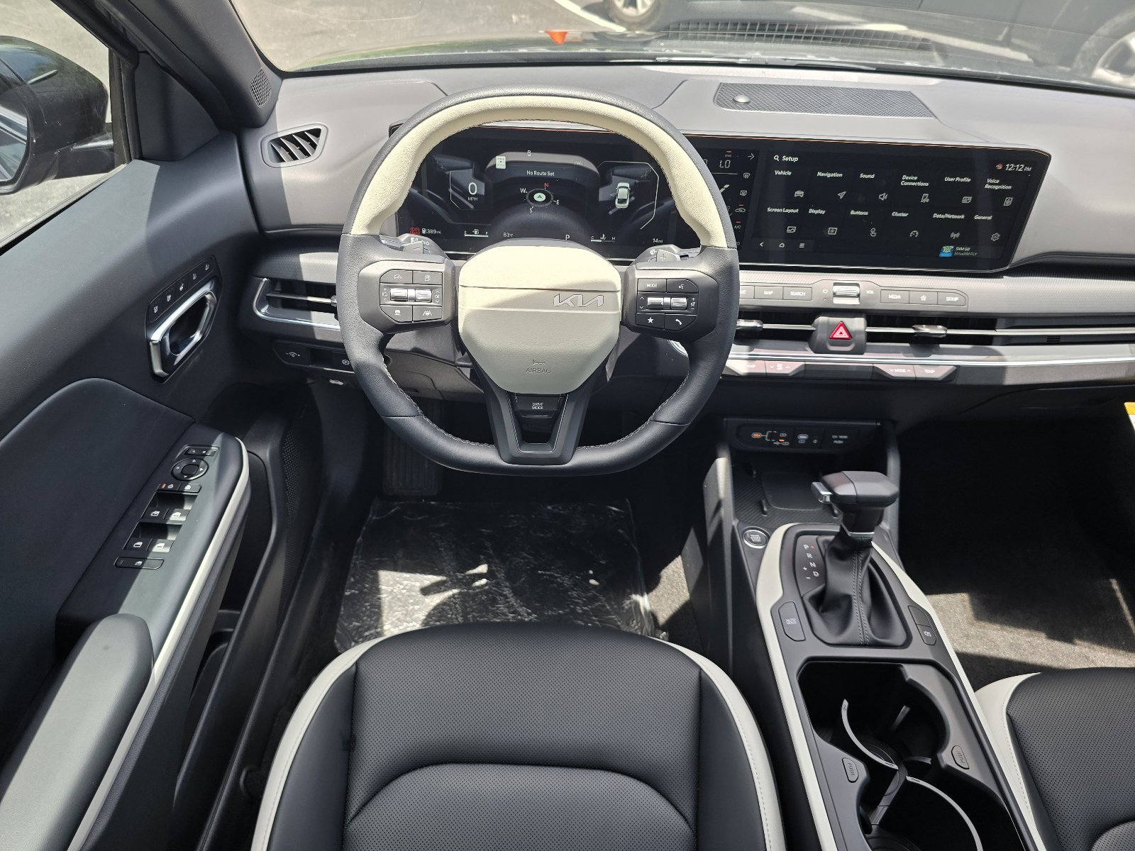 New 2026 Kia K4 GT-Line w/ GT-Line Premium Package FWD image 6
