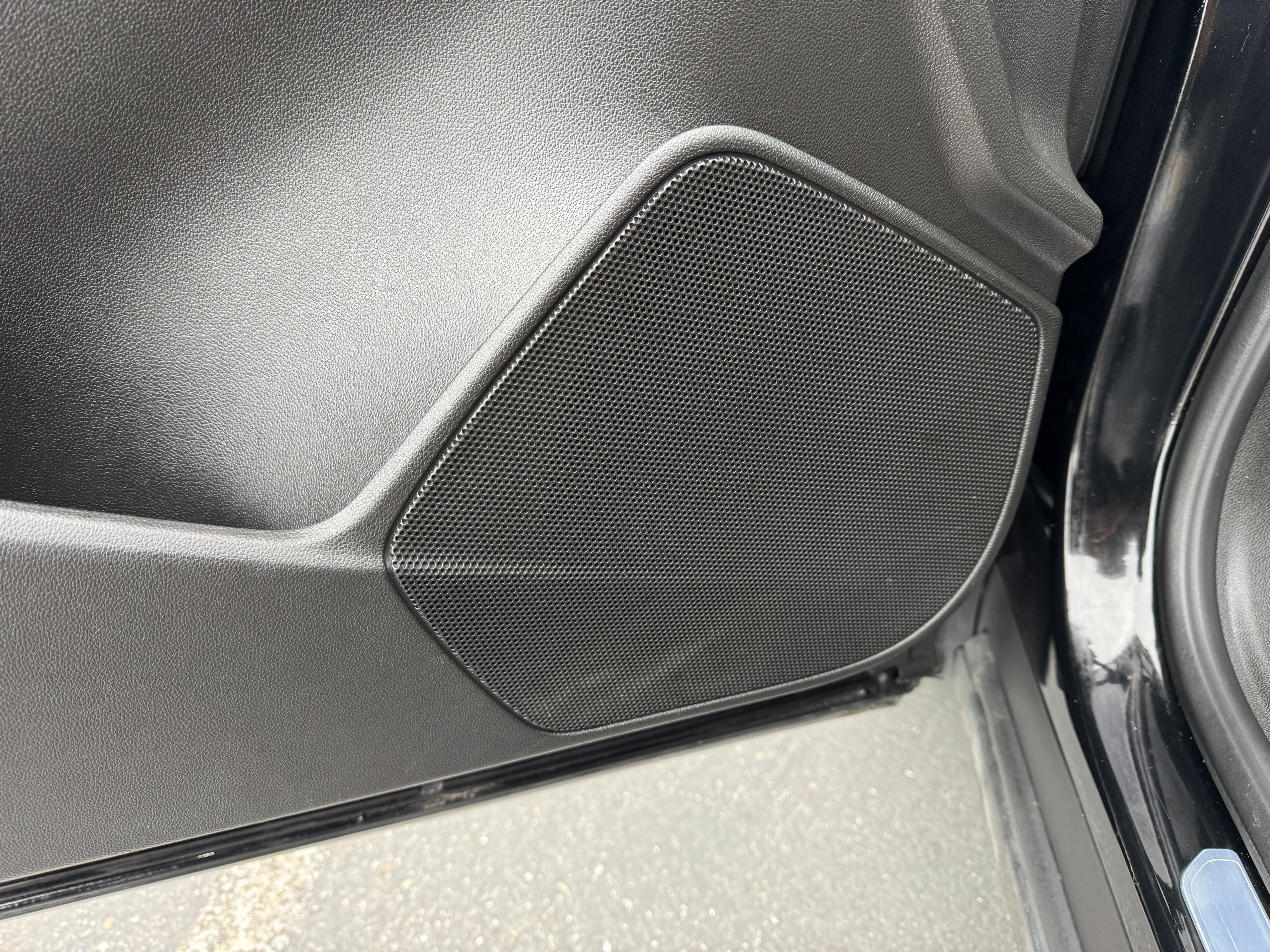 Certified 2023 Cadillac XT4 Premium Luxury AWD/4WD image 13