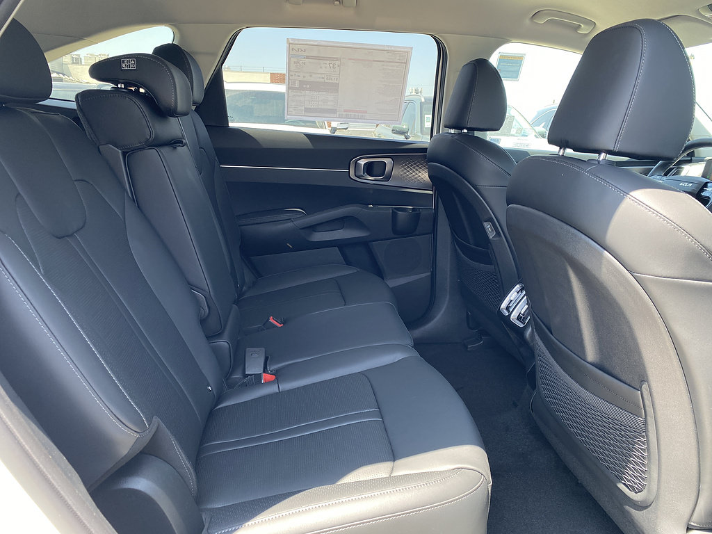 New 2026 Kia Sorento EX FWD image 24